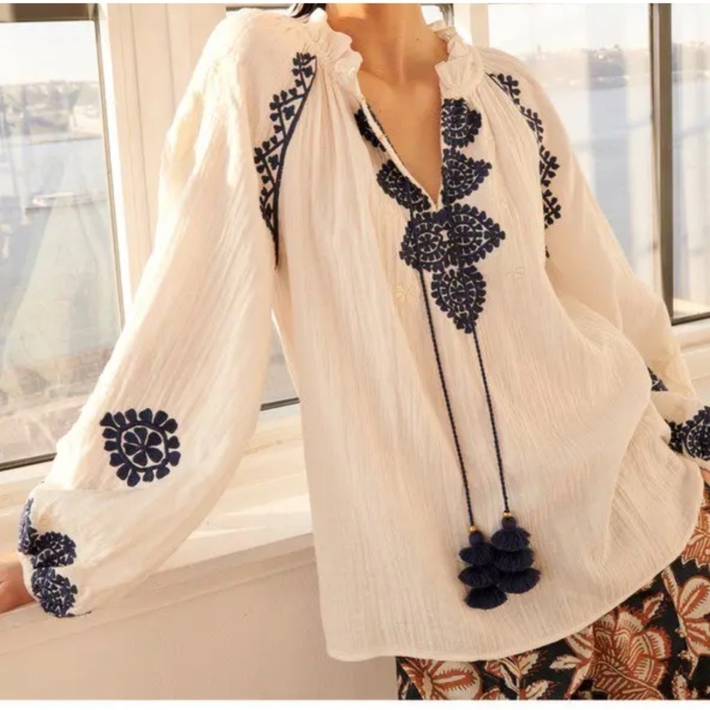 Nwt Figue
Magnolia Embroidered Top